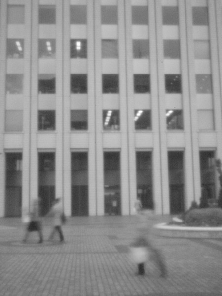 �r�܃T���V���C���V�e�B�̕��i