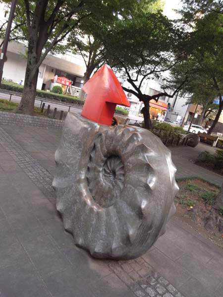 �J�C�U�[�X���E�e�����L��@�A�����i�C�g