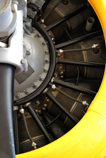 ��s�@�̃G���W��