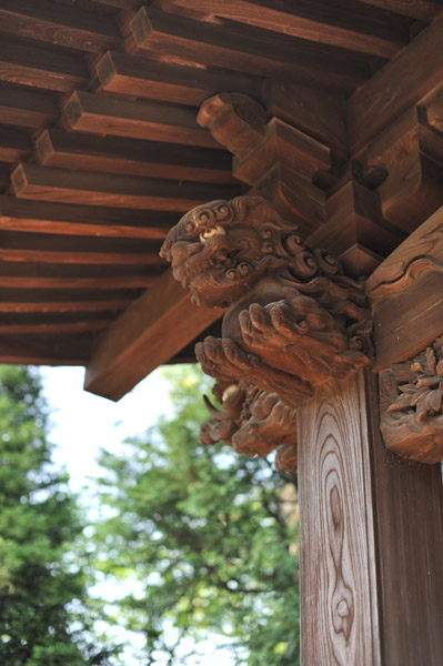 �򉤉@�̎R��