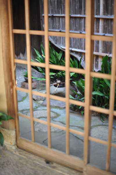 �_�y��̕��i