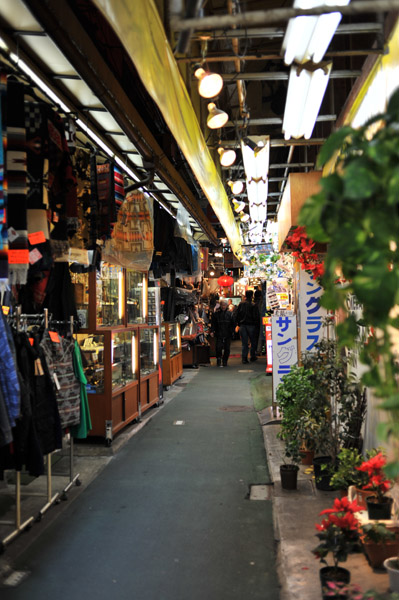 ���@�A����