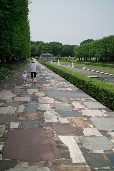 ���a�L�O����