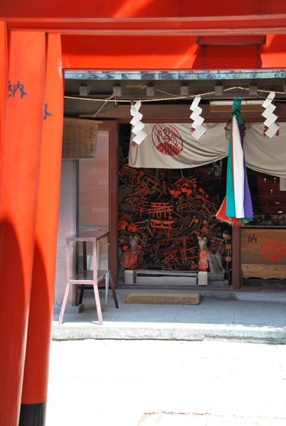 �����א_��