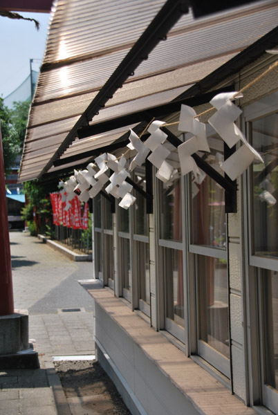 �����א_��