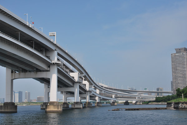 �����p�݂̕��i