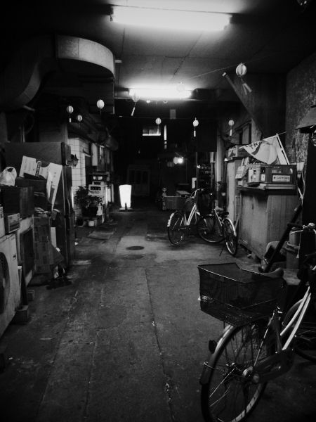 �d�e����