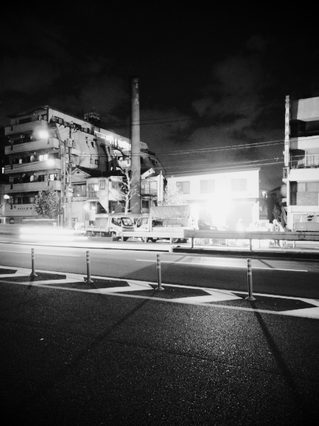 �d�e����