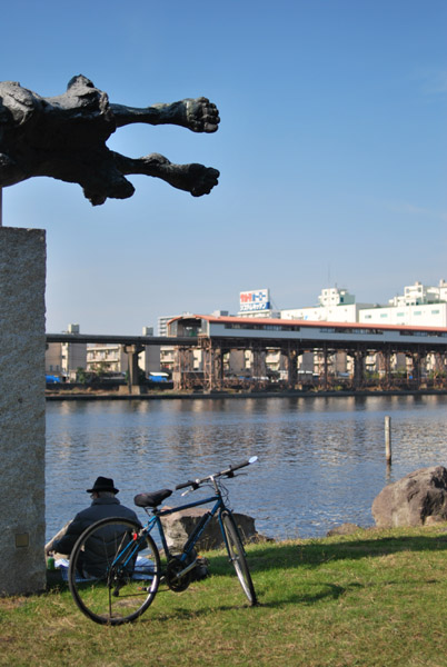 ���ӓ������C�l�����̓���