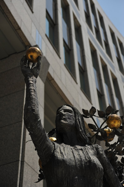 �����s��