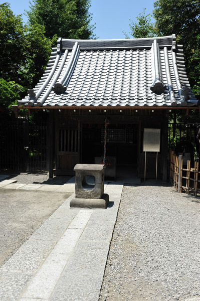 �󑐎��@�����ʂ��l�ŗL���Ȓ��쓰�̕��i