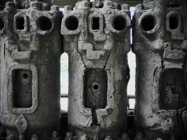 �V�؏�ɂ����ܕ����ۃG���W���̎ʐ^