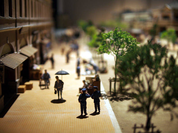 �]�˓��������ق̋�������X�~�j�`���A���i�ʐ^