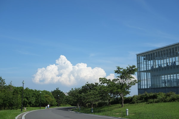 �ċ�̊����ՊC�����̋x�����i