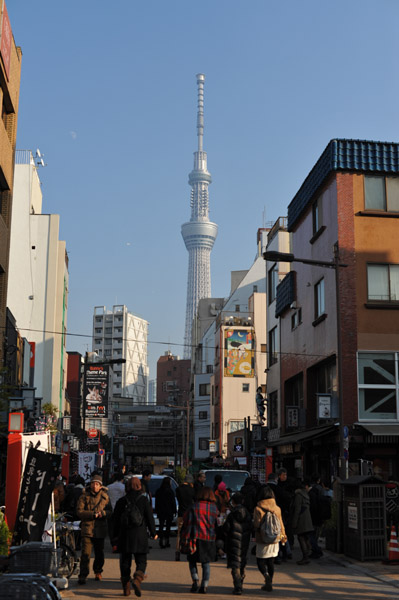 �󑐂���̓����X�J�C�c���[�̂��镗�i