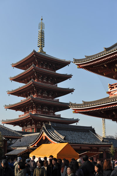 �N���̐󑐎��̌܏d��