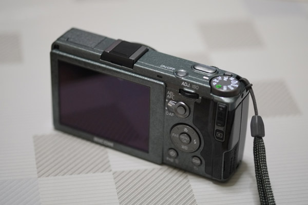 ���R�[ GR Limited Edition�̔w��